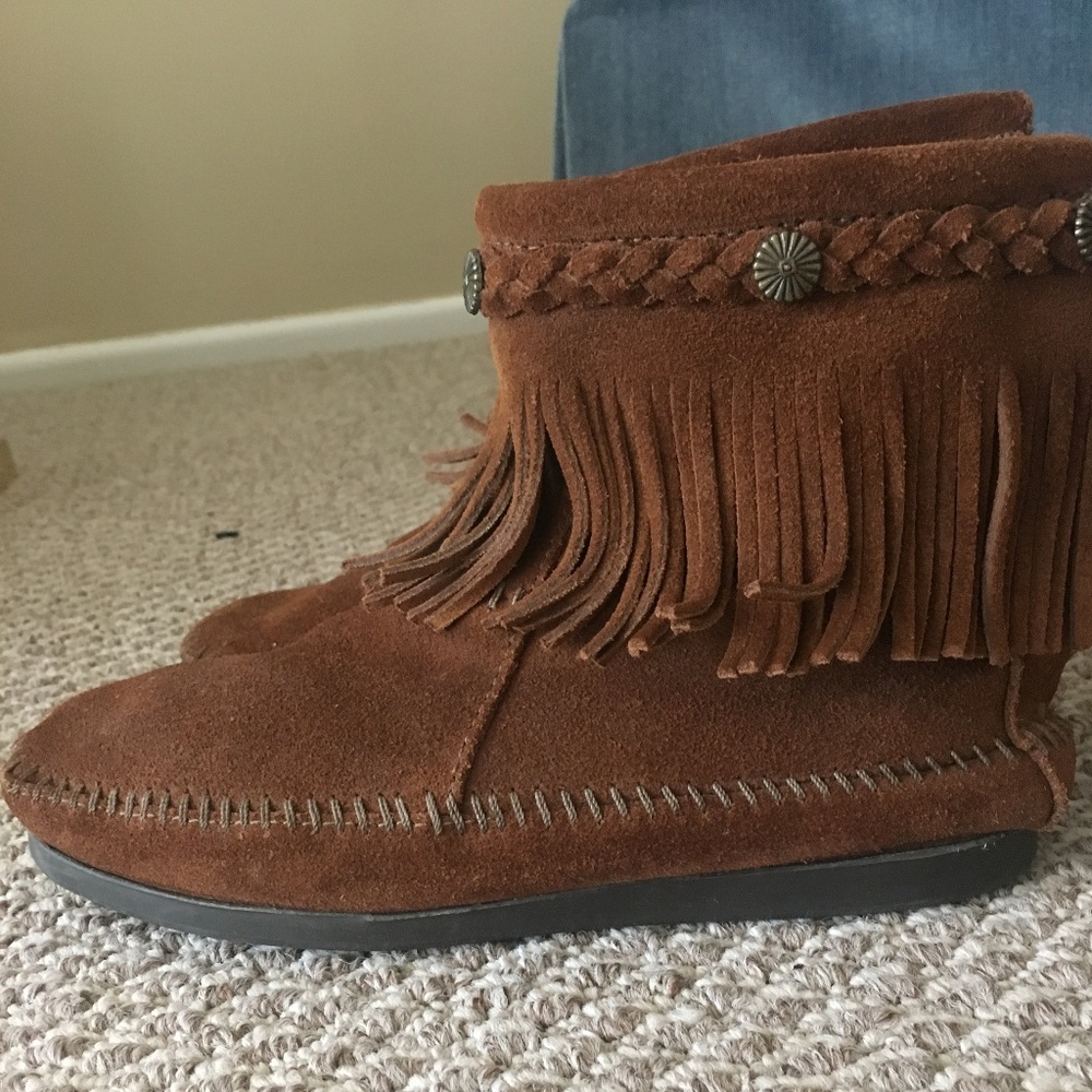 Minetonka Fringe Ankle Booties